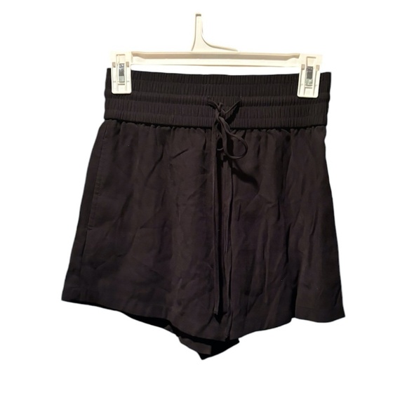 Nordstrom Open Edit Women's Pull On Shorts in Black XS NWT - Picture 1 of 7